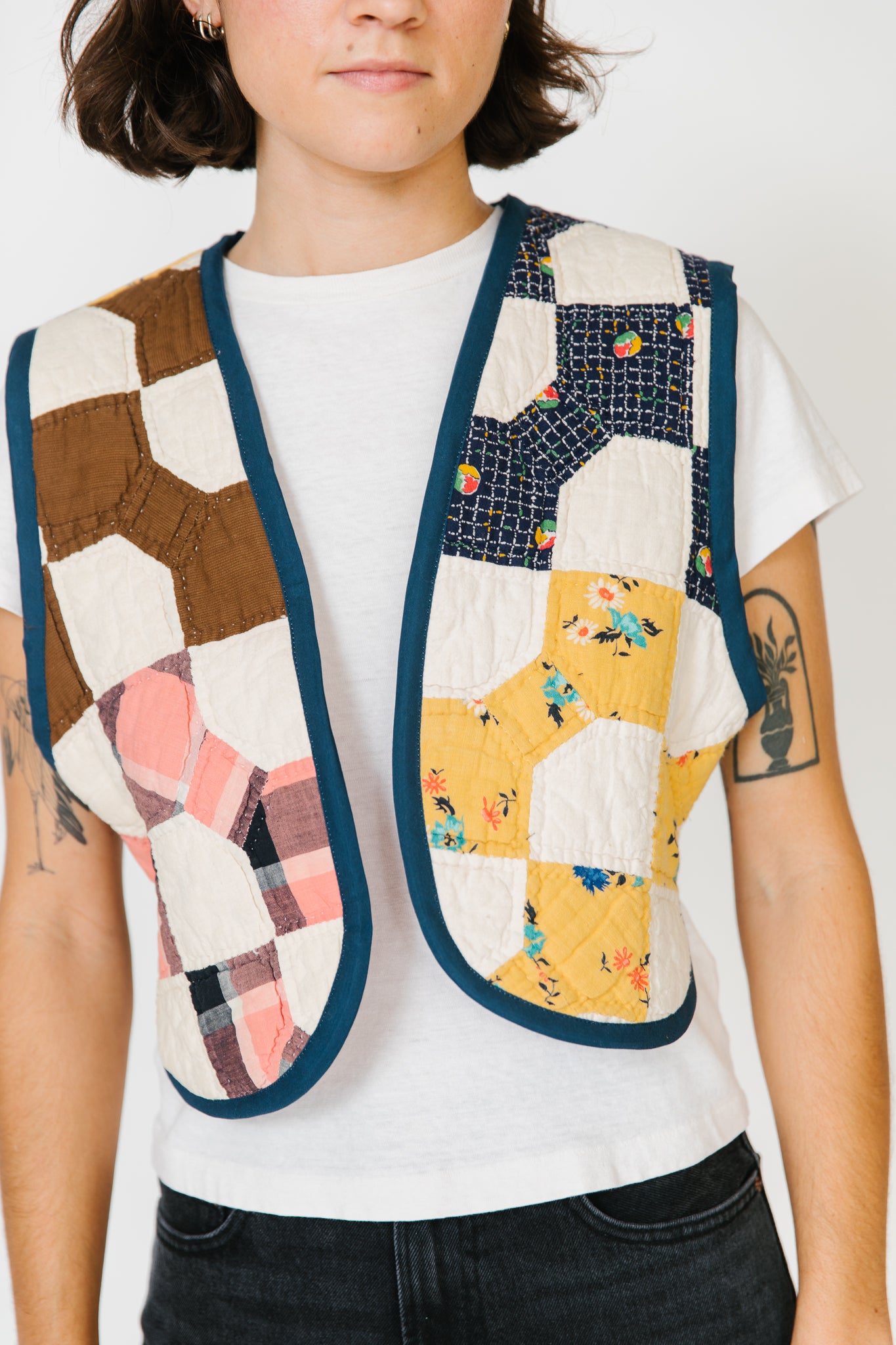 Potter's Daughter Quilt Vest - Bowtie