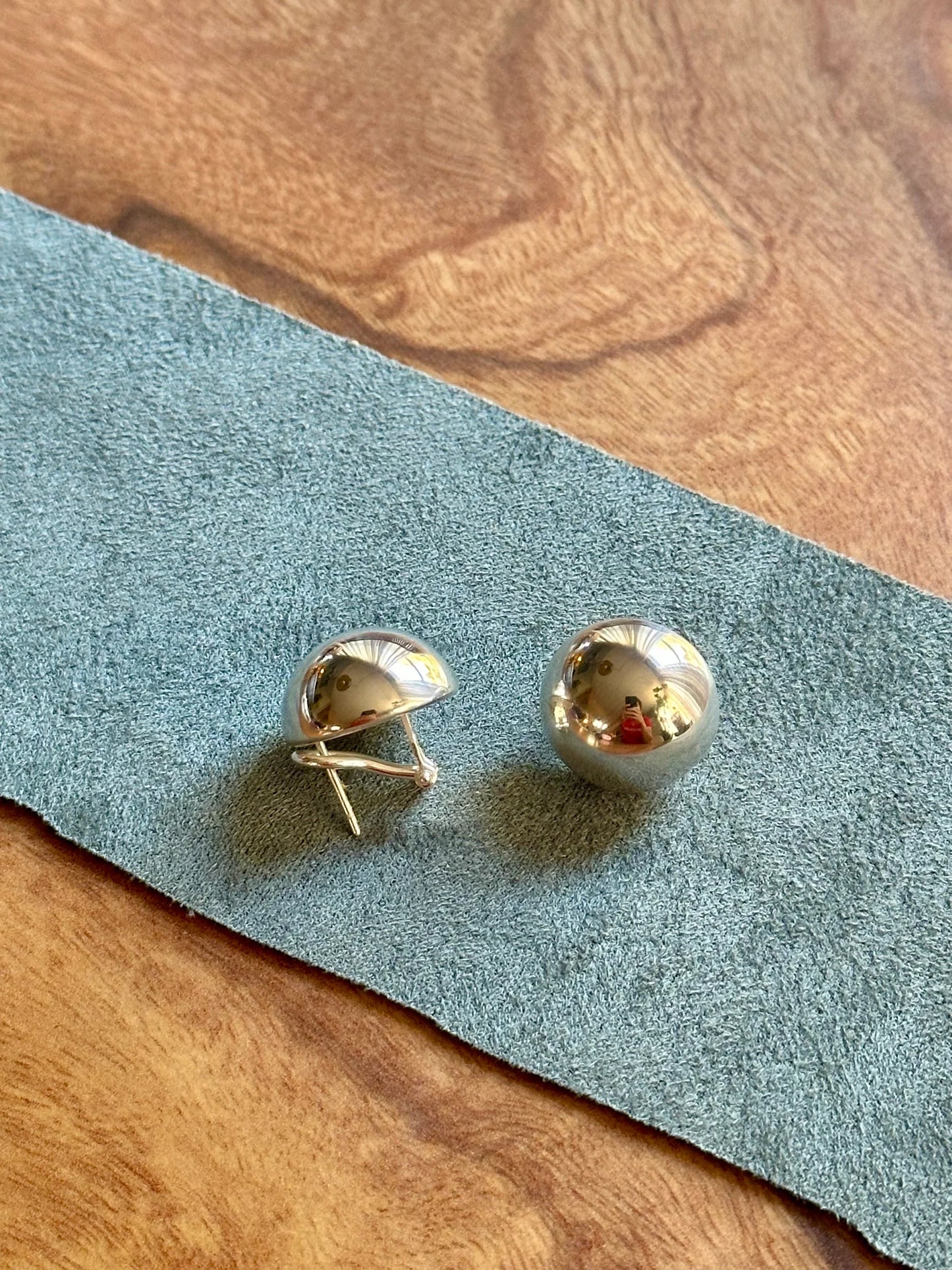 Studio Verus Dome Earrings