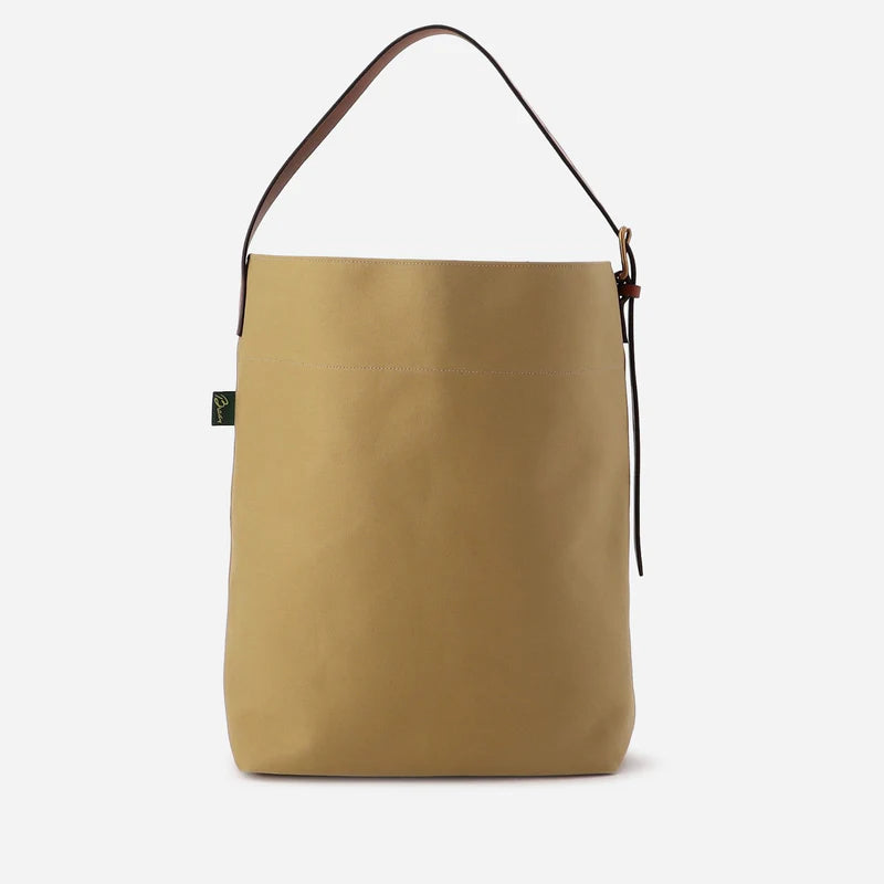 Brady Leven Bag