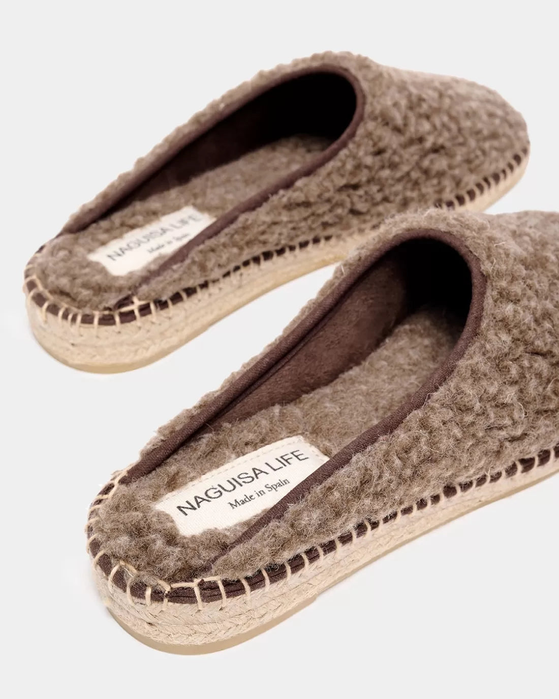 Naguisa Namo Slipper Slide- Taupe